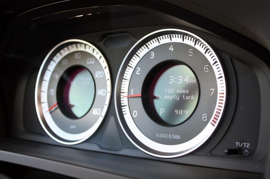  Volvo S60 T5 AWD 2013 года  (фото 19 из 40)